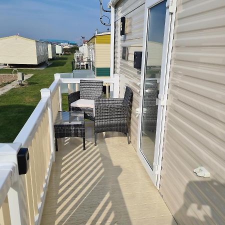 8 Berth Eastgate Fantasy Island Apartment Ingoldmells Bagian luar foto