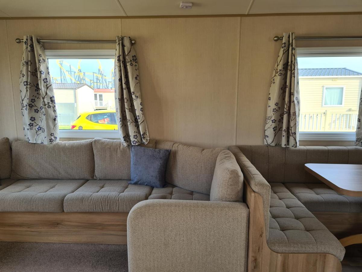 8 Berth Eastgate Fantasy Island Apartment Ingoldmells Bagian luar foto